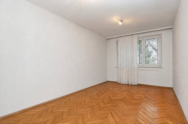 Eladó panellakás, Budapesten, III. kerületben 62.9 M Ft, 2 szobás