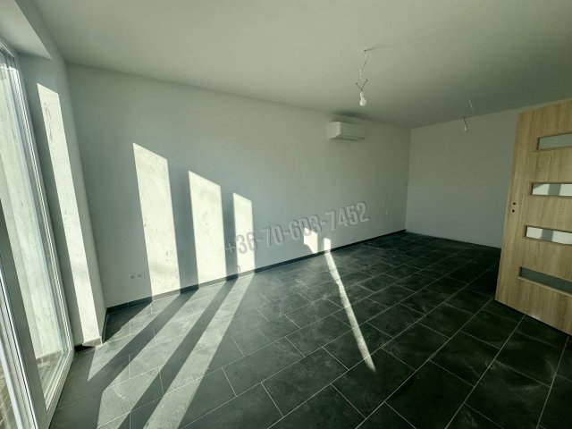 Eladó ikerház, Fóton 90 M Ft, 4+1 szobás / költözzbe.hu