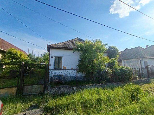 Eladó családi ház, Bodrogolasziban 8.49 M Ft, 2 szobás