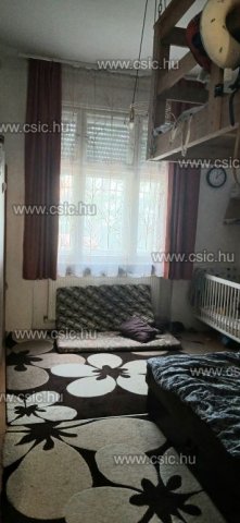 Eladó téglalakás, Budapesten, XIV. kerületben 33 M Ft, 1 szobás