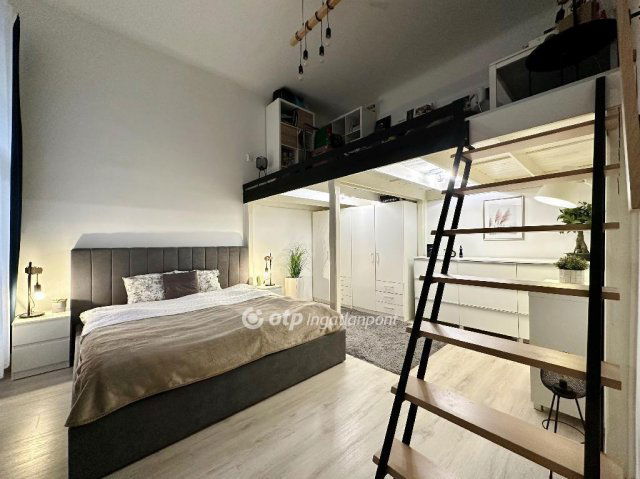 Eladó téglalakás, Budapesten, VI. kerületben 114.9 M Ft