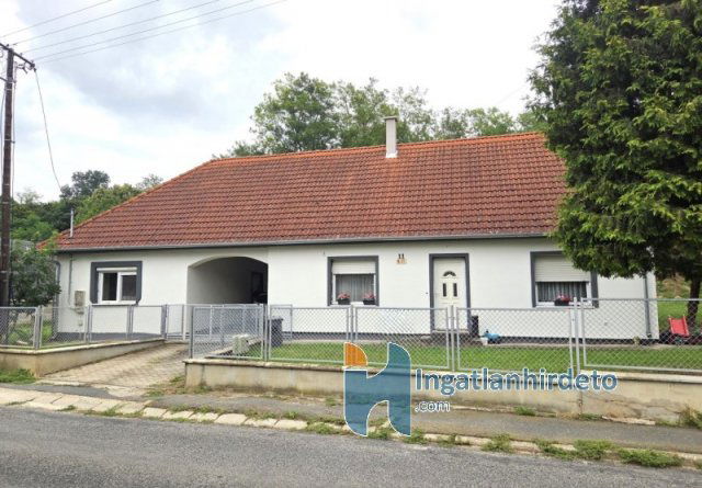 Eladó családi ház, Szentgyörgyváron 59.9 M Ft, 3 szobás