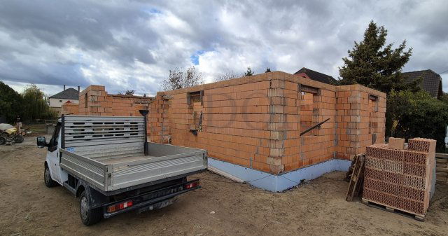 Eladó ikerház, Ócsán 90.99 M Ft, 5 szobás