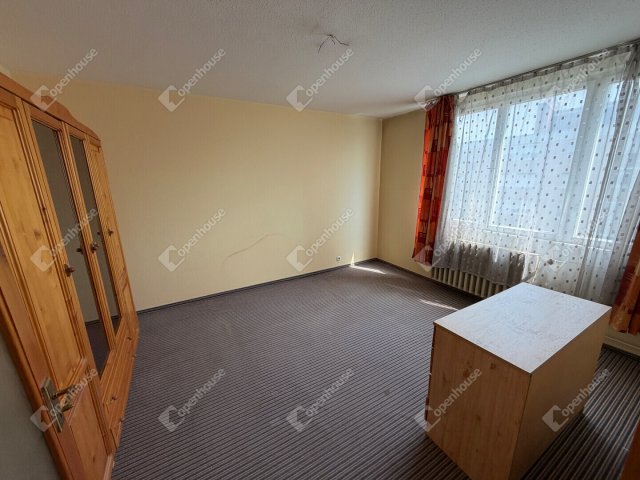 Eladó téglalakás, Zalaegerszegen 35.9 M Ft, 2 szobás