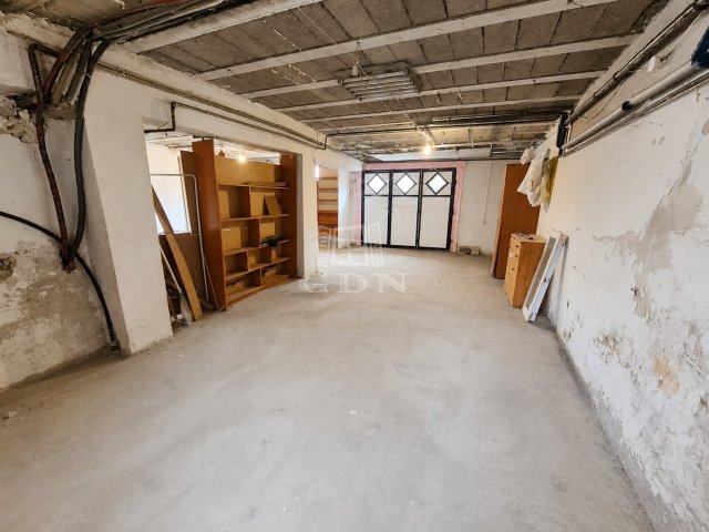 Eladó családi ház, Szigethalmon 99.9 M Ft, 5+1 szobás
