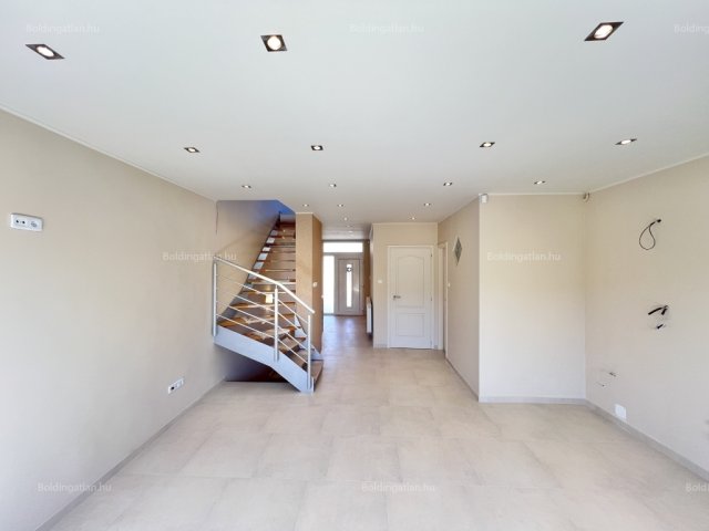 Eladó ikerház, Kaposváron, Szigetvári utcában 54.9 M Ft