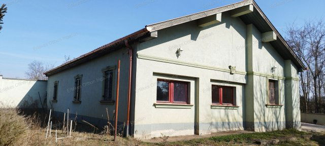 Eladó családi ház, Nyíregyházán 47.99 M Ft, 3 szobás