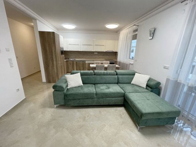 Kiadó téglalakás, albérlet, Debrecenben 550 E Ft / hó, 4 szobás