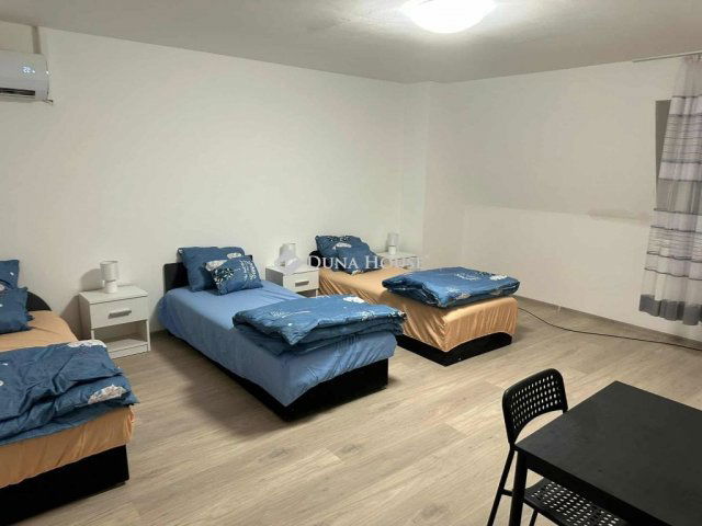 Eladó családi ház, Enyingen, Bocskai utcában 159 M Ft, 1 szobás