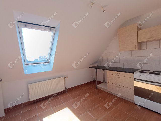 Eladó családi ház, Sopronban 119 M Ft, 7 szobás