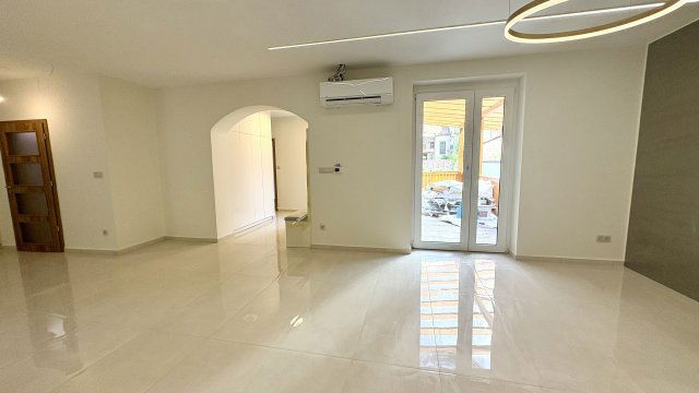 Kiadó családi ház, albérlet, Debrecenben 1500 E Ft / hó