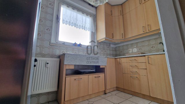 Eladó panellakás, Budapesten, III. kerületben 89 M Ft, 3 szobás