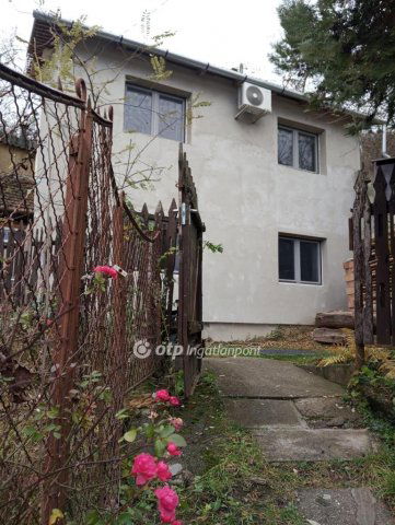 Eladó családi ház, Ostoroson 25 M Ft, 2+1 szobás