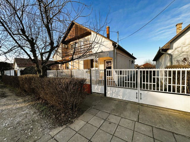 Eladó ikerház, Hajdúhadházon 39.9 M Ft, 3 szobás