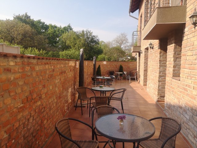 Eladó téglalakás, Gyulán 33 M Ft, 1 szobás