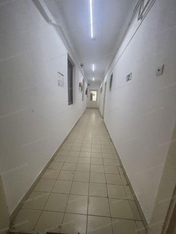 Eladó hotel, Oroszlányban 275 M Ft, 24 szobás