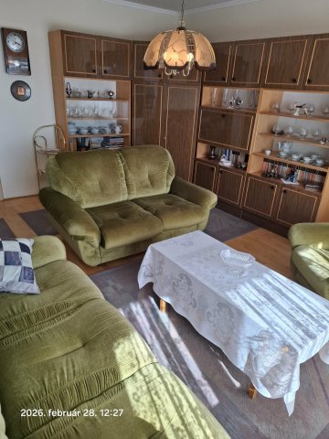 Eladó téglalakás, Egerben 59.6 M Ft, 2+1 szobás