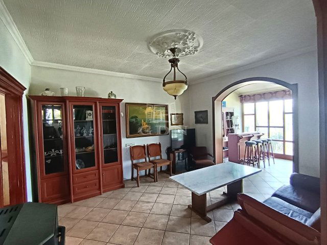 Eladó családi ház, Dunakeszin 256.9 M Ft, 7 szobás