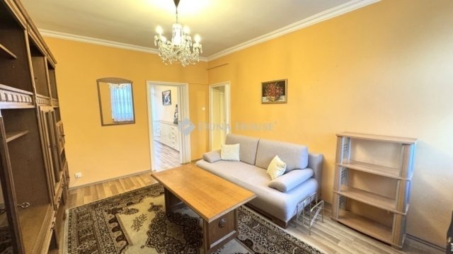 Eladó téglalakás, Szombathelyen 42.9 M Ft, 2 szobás