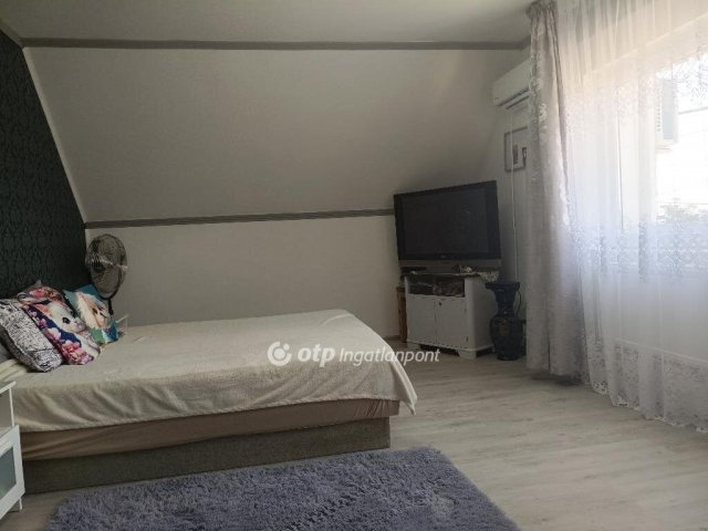 Eladó családi ház, Érden 109 M Ft, 4+1 szobás
