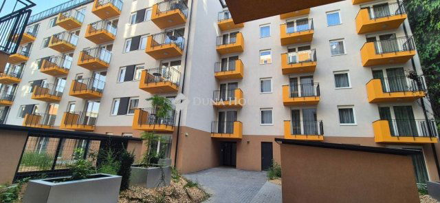 Eladó téglalakás, Budapesten, VIII. kerületben 71.513 M Ft