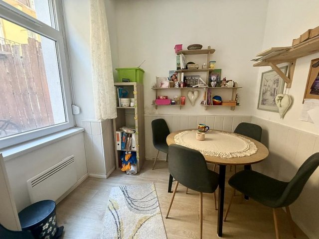Eladó téglalakás, Budapesten, VII. kerületben, Nefelejcs utcában
