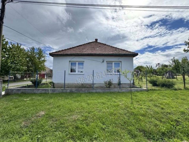 Eladó családi ház, Nézsán 35.99 M Ft, 3 szobás