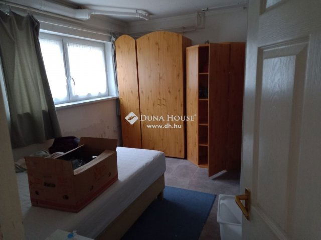 Eladó hotel, Dunaharasztin 199.9 M Ft, 20 szobás