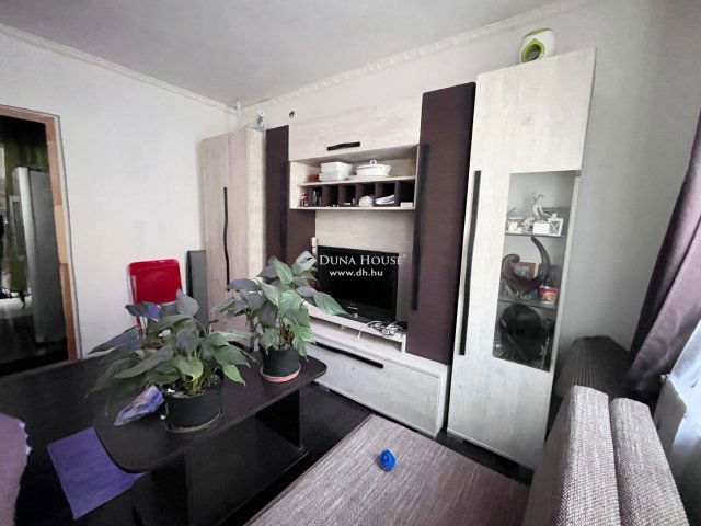 Eladó családi ház, Sárváron 73.9 M Ft, 3 szobás