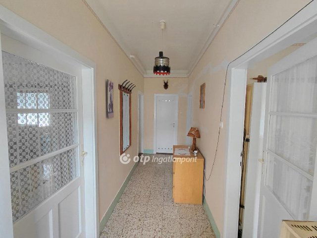 Eladó családi ház, Csányon 22 M Ft, 2+1 szobás