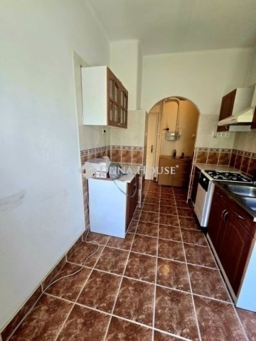 Eladó téglalakás, Pécsett 46.9 M Ft, 2 szobás