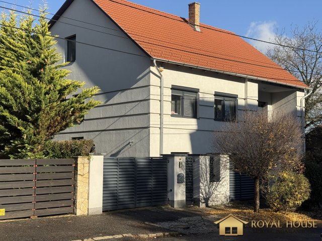 Eladó családi ház, Miskolcon, Petneházy Dávid utcában