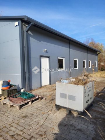 Kiadó ipari ingatlan, Szadán 550 E Ft / hó / költözzbe.hu