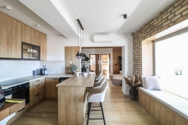 Eladó családi ház, Bogádon 145 M Ft, 4 szobás