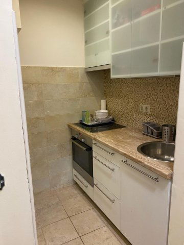 Kiadó téglalakás, albérlet, I. kerületben, Úri utcában