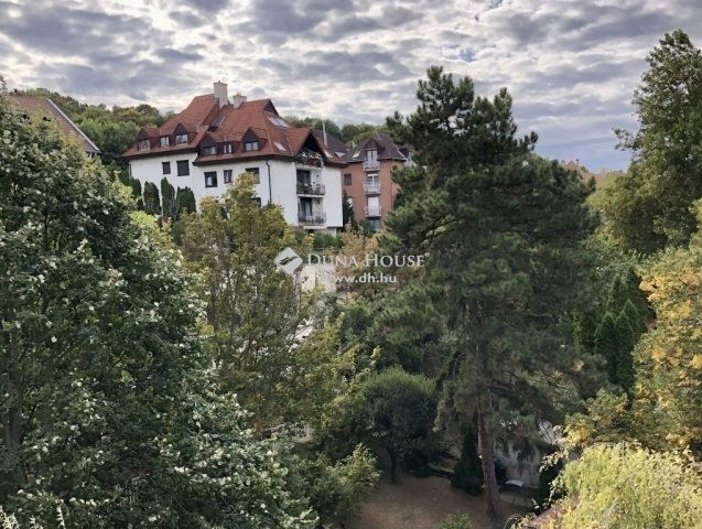 Eladó téglalakás, Budapesten, II. kerületben 102.9 M Ft