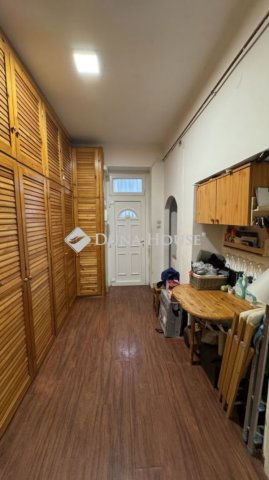 Eladó téglalakás, Budapesten, III. kerületben 58.7 M Ft