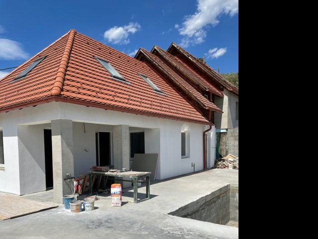 Eladó ikerház, Sukorón 80 M Ft, 3 szobás / költözzbe.hu