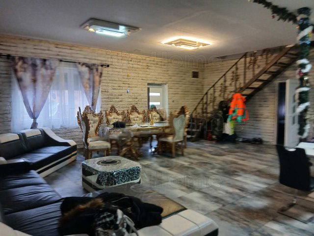 Eladó mezogazdasagi ingatlan, Vértesszőlősön 80 M Ft, 7 szobás