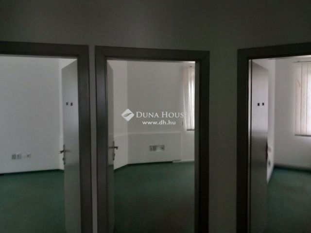 Eladó iroda, Debrecenben 595 M Ft / költözzbe.hu