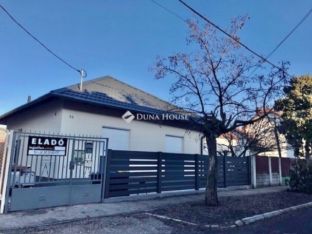 Eladó családi ház, Budapesten, XVIII. kerületben 115.3 M Ft