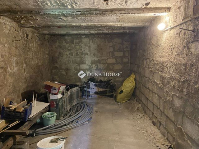 Eladó nyaraló, Kajászón 18.5 M Ft, 1 szobás