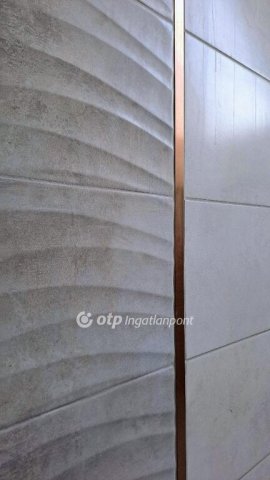 Eladó téglalakás, Balatonakarattyán 144 M Ft, 4 szobás