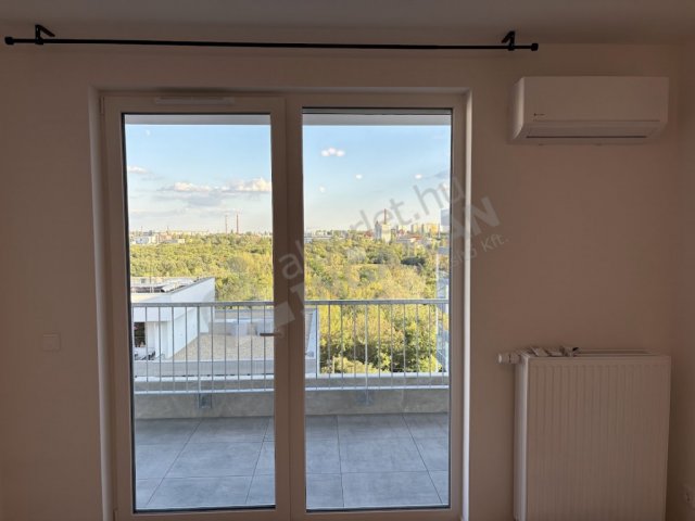 Kiadó téglalakás, albérlet, X. kerületben, Gyógyszergyári utcában