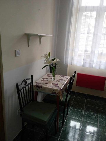 Kiadó téglalakás, albérlet, Budapesten, VI. kerületben