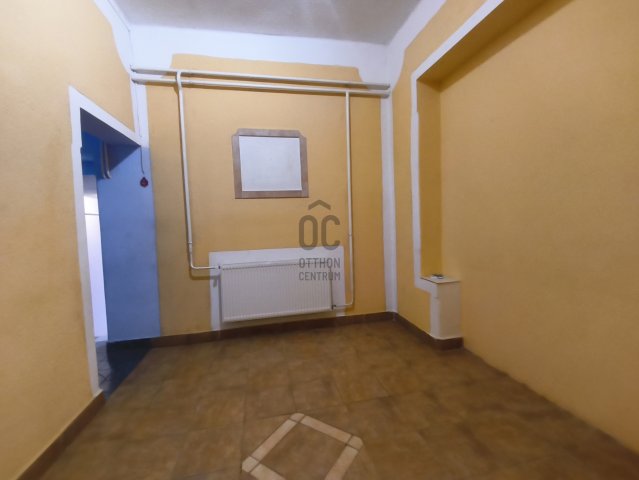 Eladó családi ház, Nádudvaron 21 M Ft, 3 szobás