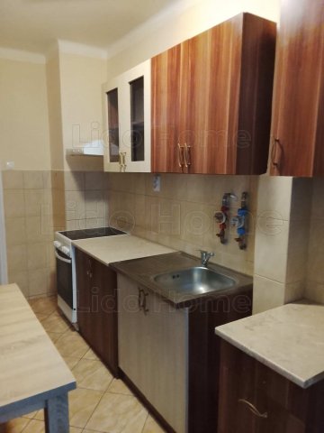 Eladó panellakás, Tatabányán 33.5 M Ft, 1+1 szobás