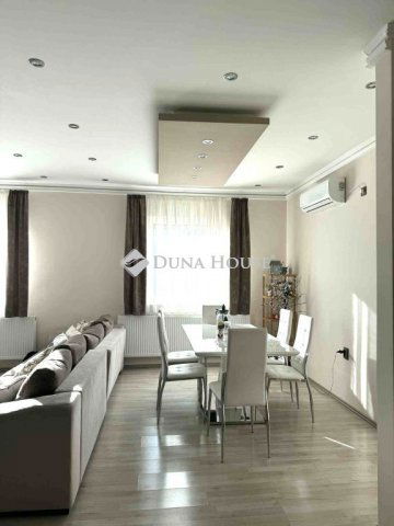 Eladó családi ház, Debrecenben 89.9 M Ft, 3 szobás