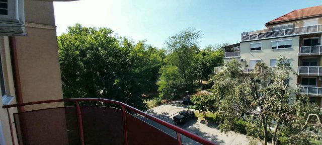 Kiadó téglalakás, albérlet, X. kerületben, Kőbányai úton