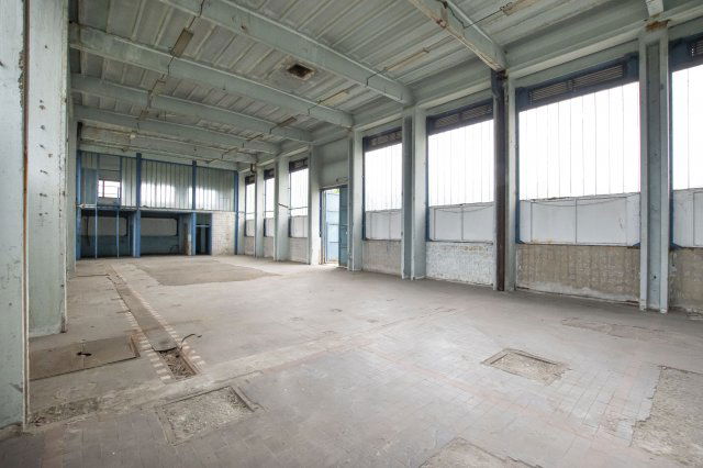 Kiadó ipari ingatlan, Miskolcon, Zsolcai kapun 390 E Ft / hó